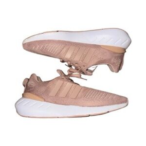 Adidas Swift Run Women's Light Tan Sneakers Size 7.5 Outdoor’s Everyday Knit